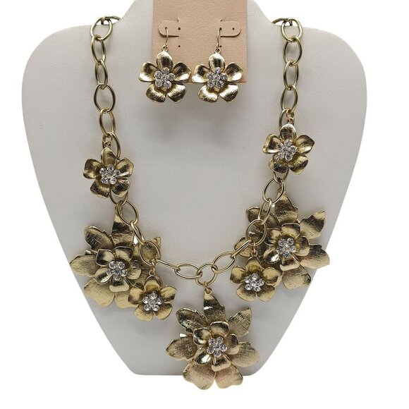 Gold Tone Flower Necklace Earrings Set Clear Rhinestone Adjustable Chain - Picture 1 of 11